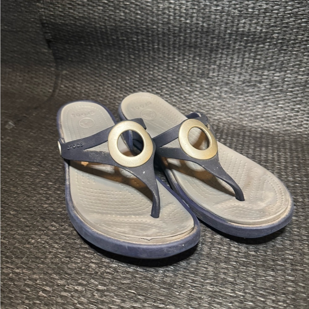 CROCS Blue and Gold Sandals with Ergonomic Design - Picture 2 of 6